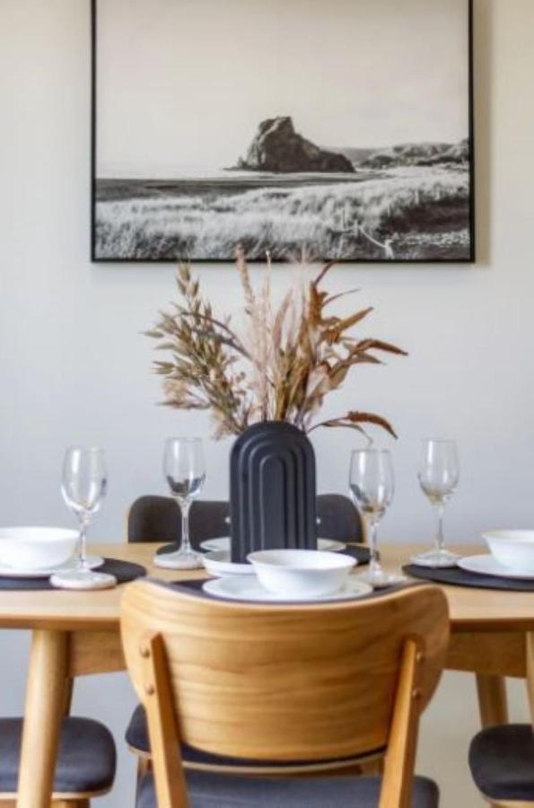 Serenity In The Centre: 2 Bed 2 Bath Christchurch Bagian luar foto