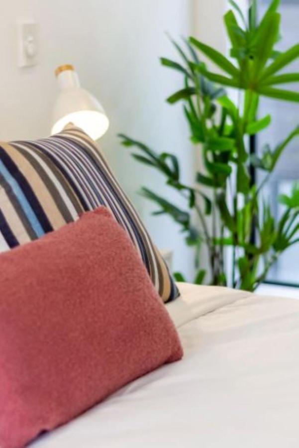 Serenity In The Centre: 2 Bed 2 Bath Christchurch Bagian luar foto