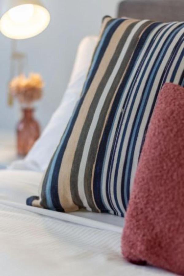 Serenity In The Centre: 2 Bed 2 Bath Christchurch Bagian luar foto