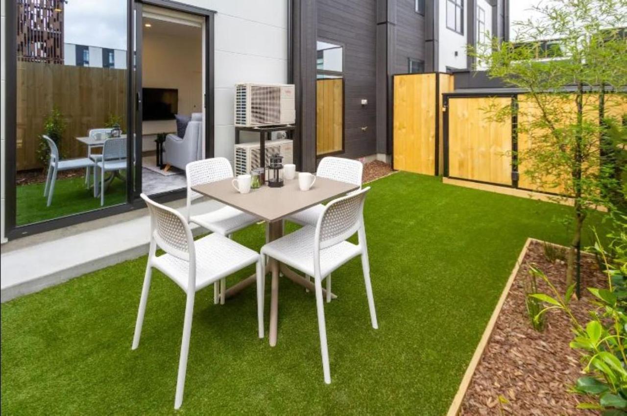 Serenity In The Centre: 2 Bed 2 Bath Christchurch Bagian luar foto