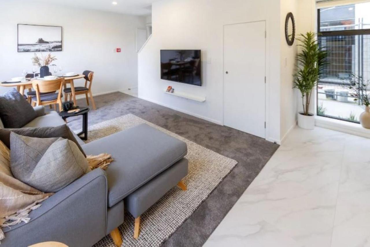 Serenity In The Centre: 2 Bed 2 Bath Christchurch Bagian luar foto